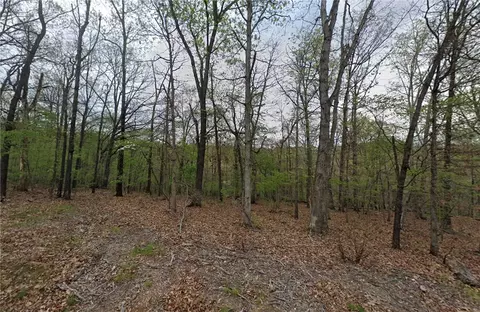 Stretford Drive, Bella Vista, AR 72714