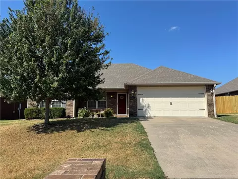3050 Hook Ln, Farmington, AR 72730