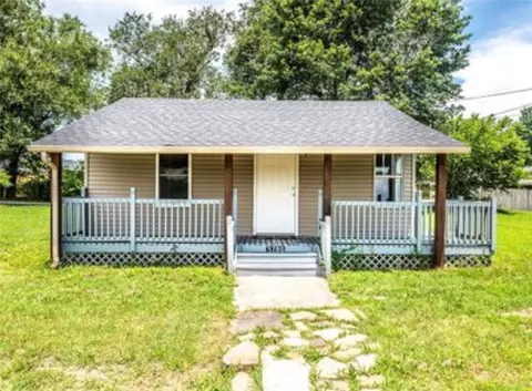 5780 W Wedington Dr, Fayetteville, AR 72704