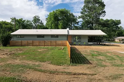 900 E Ash St, Fayetteville, AR 72703