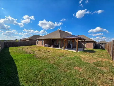 Exterior - 621 Melrose Pl, Bentonville, AR 72712 photo 7 of 7