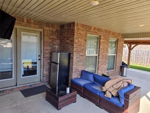 Exterior - 621 Melrose Pl, Bentonville, AR 72712 photo 5 of 7