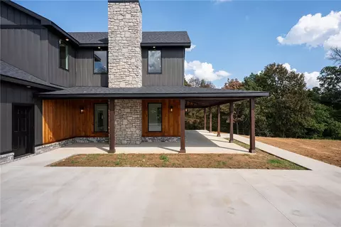 Exterior - 17110 Malico Mountain Rd, West Fork, AR 72774 photo 10 of 12