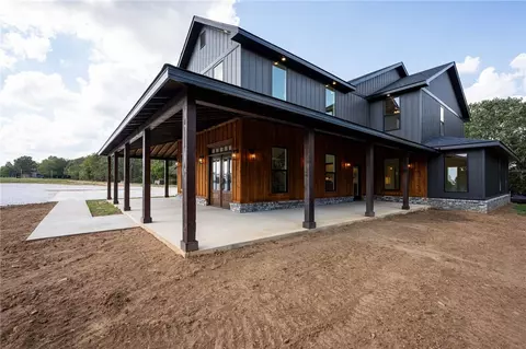 Exterior - 17110 Malico Mountain Rd, West Fork, AR 72774 photo 5 of 12