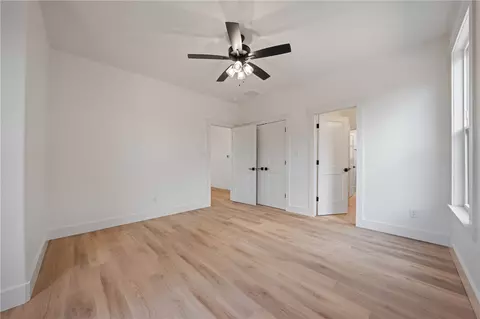 Bedroom - 17110 Malico Mountain Rd, West Fork, AR 72774 photo 5 of 8