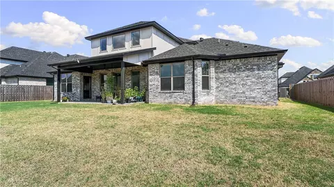 Exterior - 1111 Longbourn Dr, Centerton, AR 72719 photo 7 of 10