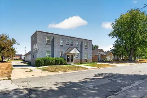 715 N 3rd St, Rogers, AR 72756 photo 8