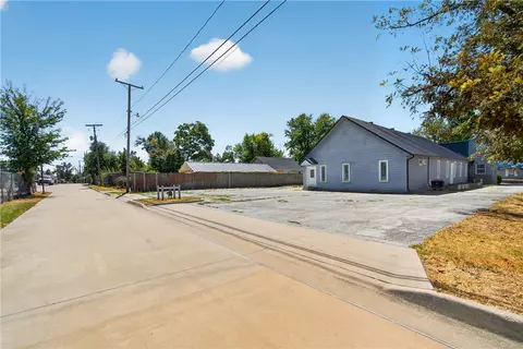 715 N 3rd St, Rogers, AR 72756 photo 5