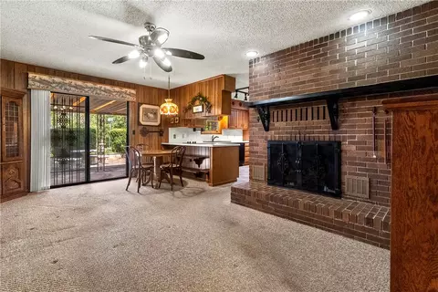 Living - 1503 Ridgepark Rd, Harrison, AR 72601 photo 7 of 9