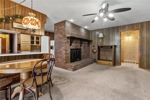Living - 1503 Ridgepark Rd, Harrison, AR 72601 photo 9 of 9