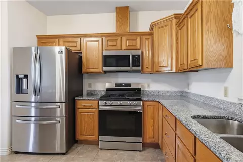 Kitchen - 472732 E 650 Road E 650 Rd, Watts, OK 74964 photo 3 of 4