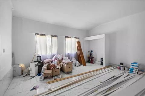 Bedroom - 16478 Hale Mountain Rd, Morrow, AR 72749 photo 2 of 5