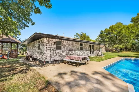 Exterior - 16478 Hale Mountain Rd, Morrow, AR 72749 photo 5 of 7