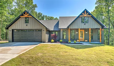 48 Pamona Dr, Bella Vista, AR 72715