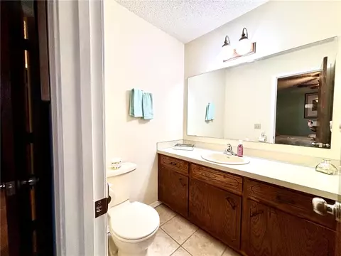 Bath - 202 Eames Ave, Springdale, AR 72764 photo 2 of 2