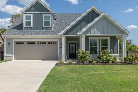 4114 W Huron Loop, Fayetteville, AR 72704