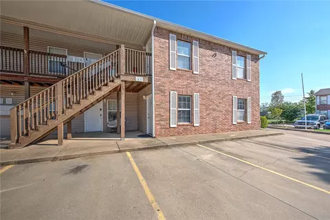 1437 W Sligo, Fayetteville, AR 72701