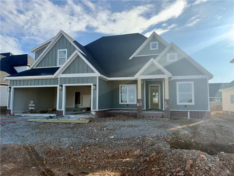 6603 S 60th St, Rogers, AR 72758