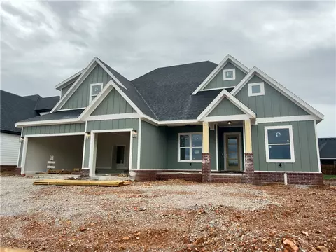 6603 S 60th St, Rogers, AR 72758