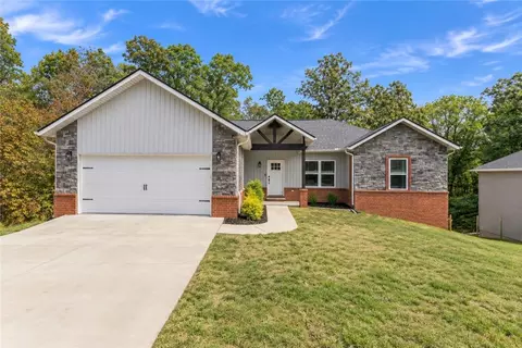 12 Brunswick Dr, Bella Vista, AR 72715