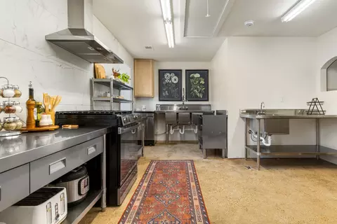 Kitchen - 106 W Highway 74, Jasper, AR 72641 photo 3 of 5