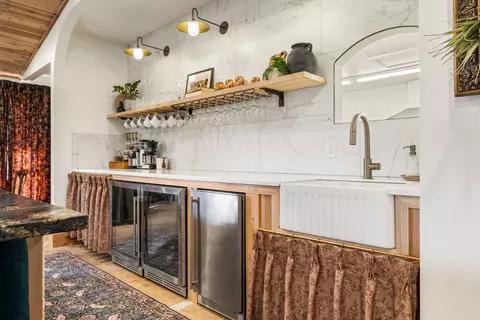 Kitchen - 106 W Highway 74, Jasper, AR 72641 photo 1 of 5