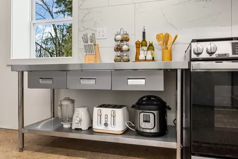 Kitchen - 106 W Highway 74, Jasper, AR 72641 photo 4 of 5