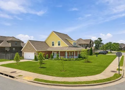 1701 E Crestwood Hills Ln, Cave Springs, AR 72718