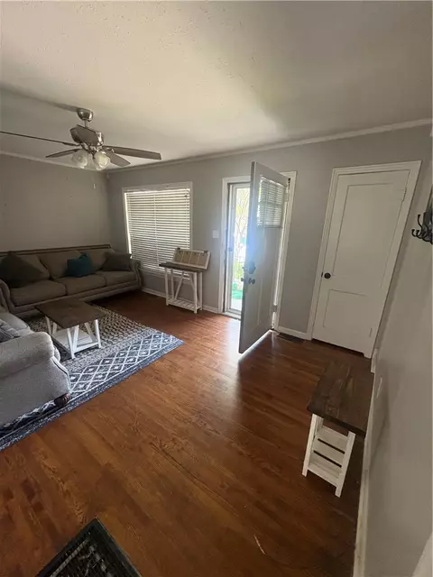 Entry Way - 2020 Q St, Fort Smith, AR 72901 photo 1 of 3