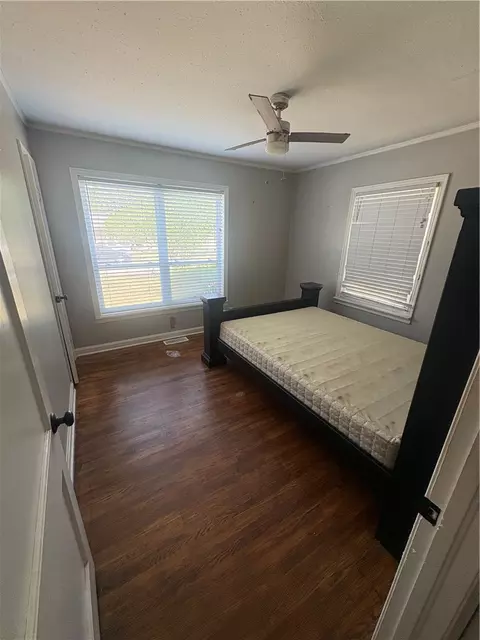 Bedroom - 2020 Q St, Fort Smith, AR 72901 photo 2 of 2