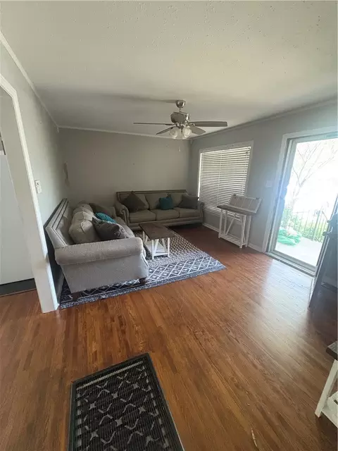 Living - 2020 Q St, Fort Smith, AR 72901 photo 2 of 2