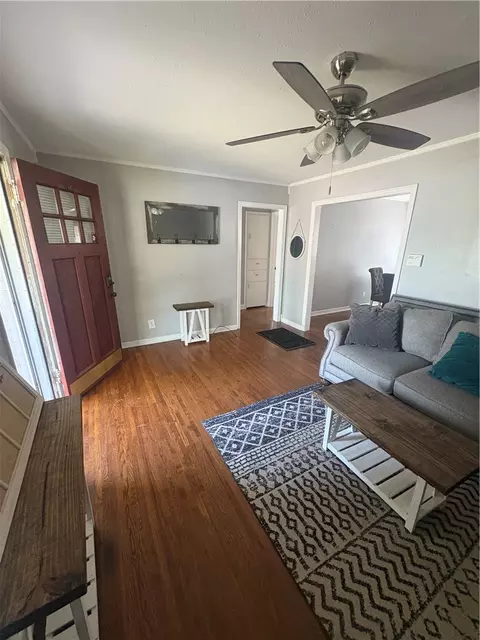 Entry Way - 2020 Q St, Fort Smith, AR 72901 photo 2 of 3