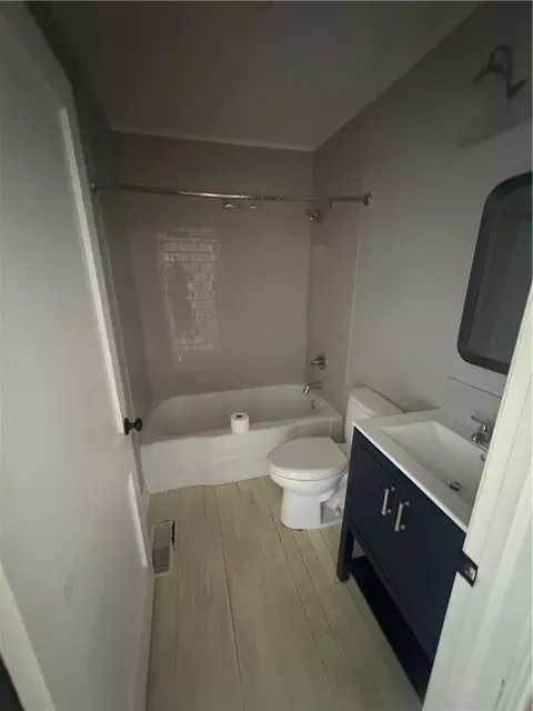 Bath - 2020 Q St, Fort Smith, AR 72901 photo 1 of 1