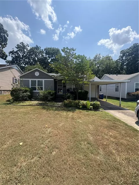 Exterior - 2020 Q St, Fort Smith, AR 72901 photo 2 of 6