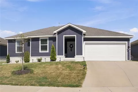 2687 Snowball Dr, Fayetteville, AR 72704