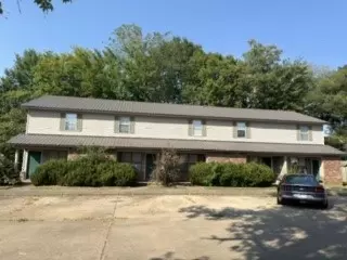225 E L St, Russellville, AR 72801