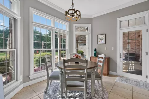 Dining - 7200 Highland Park Dr, Fort Smith, AR 72916 photo 2 of 2