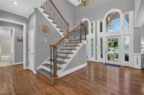 Entry Way - 7200 Highland Park Dr, Fort Smith, AR 72916 photo 1 of 4