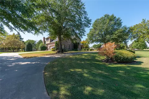 Exterior - 7200 Highland Park Dr, Fort Smith, AR 72916 photo 7 of 12
