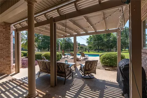 Exterior - 7200 Highland Park Dr, Fort Smith, AR 72916 photo 6 of 12