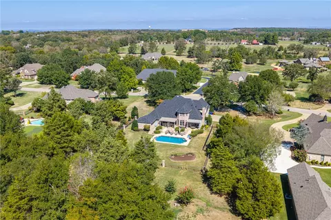 View/Area - 7200 Highland Park Dr, Fort Smith, AR 72916 photo 5 of 7