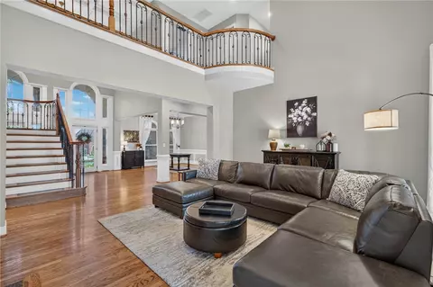 Living - 7200 Highland Park Dr, Fort Smith, AR 72916 photo 1 of 4