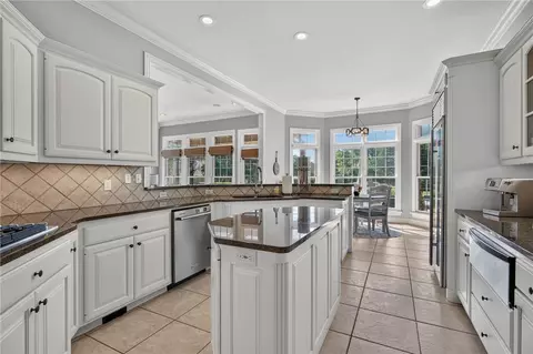 Kitchen - 7200 Highland Park Dr, Fort Smith, AR 72916 photo 1 of 4
