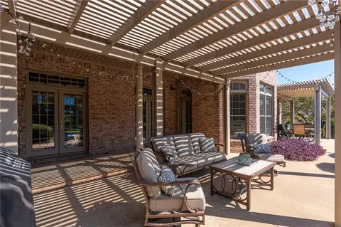 Exterior - 7200 Highland Park Dr, Fort Smith, AR 72916 photo 5 of 12