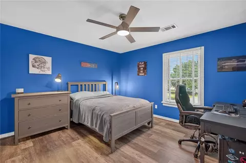 Bedroom - 7200 Highland Park Dr, Fort Smith, AR 72916 photo 3 of 6