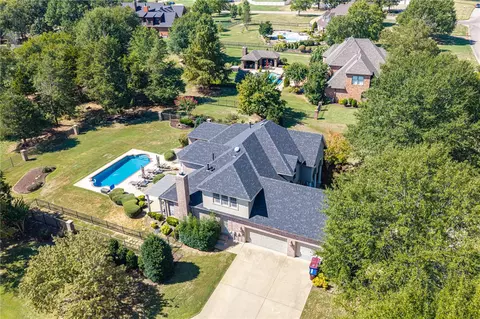 View/Area - 7200 Highland Park Dr, Fort Smith, AR 72916 photo 2 of 7