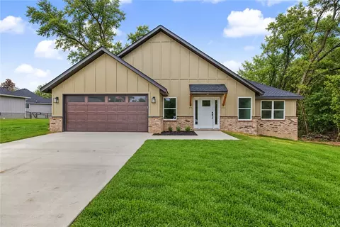 3 Lockhart Pl, Bella Vista, AR 72715
