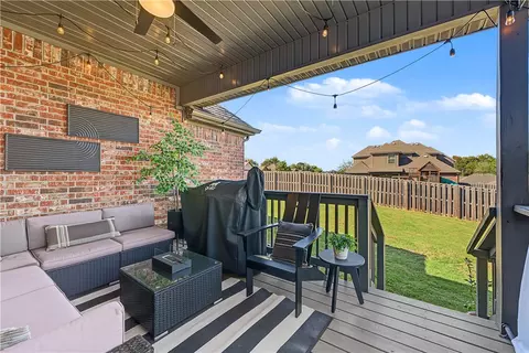 Exterior - 1740 Abbey Ln, Centerton, AR 72719 photo 6 of 11
