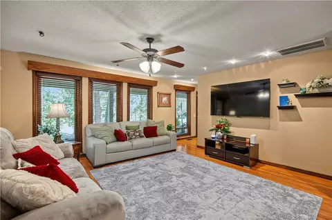 Living - 16 W Cardinal Ct, Rogers, AR 72756 photo 4 of 5