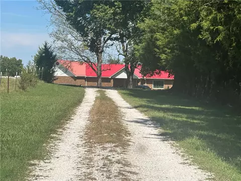 Exterior - 9031 Ar 74 E, Jasper, AR 72641 photo 4 of 9